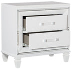 Homelegance 1616W-4PC 4 pc Tamsin white metallic finish wood mirrored trim queen bedroom set with led trim