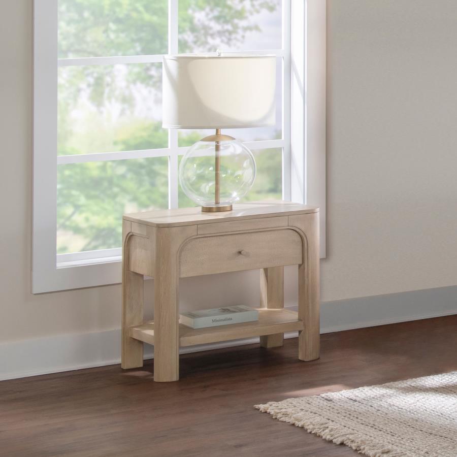 Solano 4-Piece Queen Canopy Bedroom Set Weathered Mango – 222520Q-S4