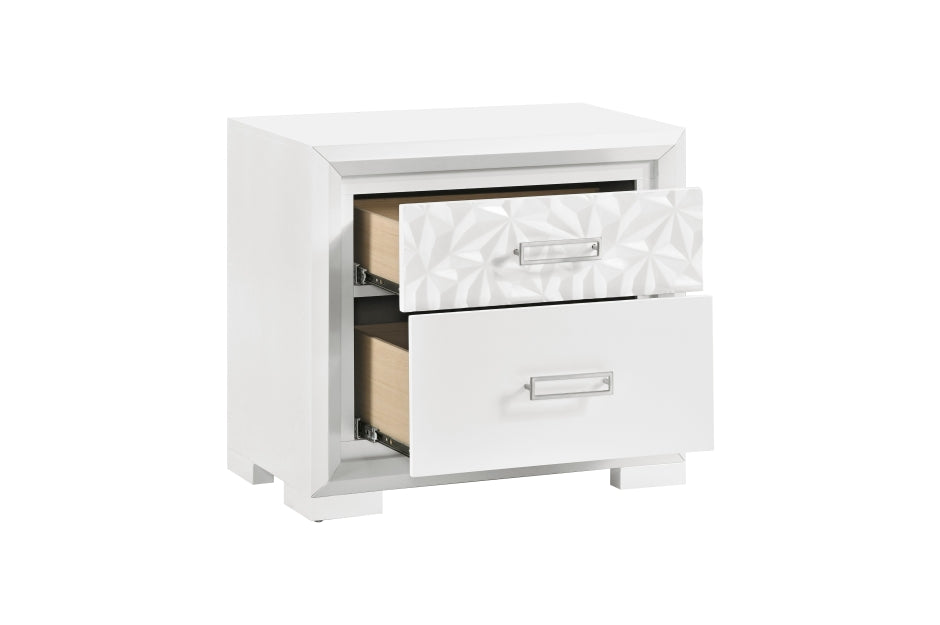 Luna Pearl White Queen Bedroom Set with LED Accent Lighting – 2469-4PC