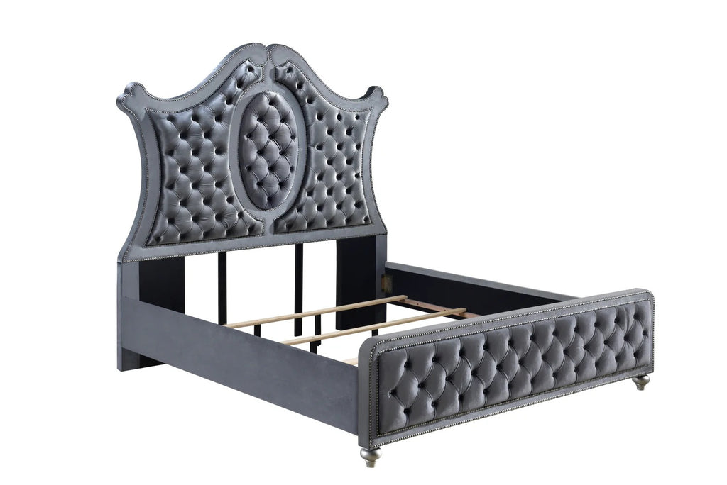 Cameo 4-Piece Gray Velvet Tufted Queen Bedroom Set – B2100