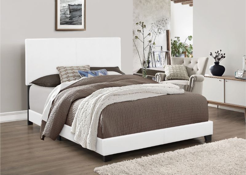 Regents Queen Bed Set – White Faux Leather with Headboard, Footboard & Rails - 7564
