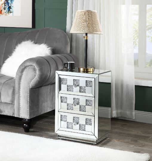 Acme 97930 Rosdorf park shelbyville glam noralie mirrored and faux diamonds inlay nightstand bed side end table