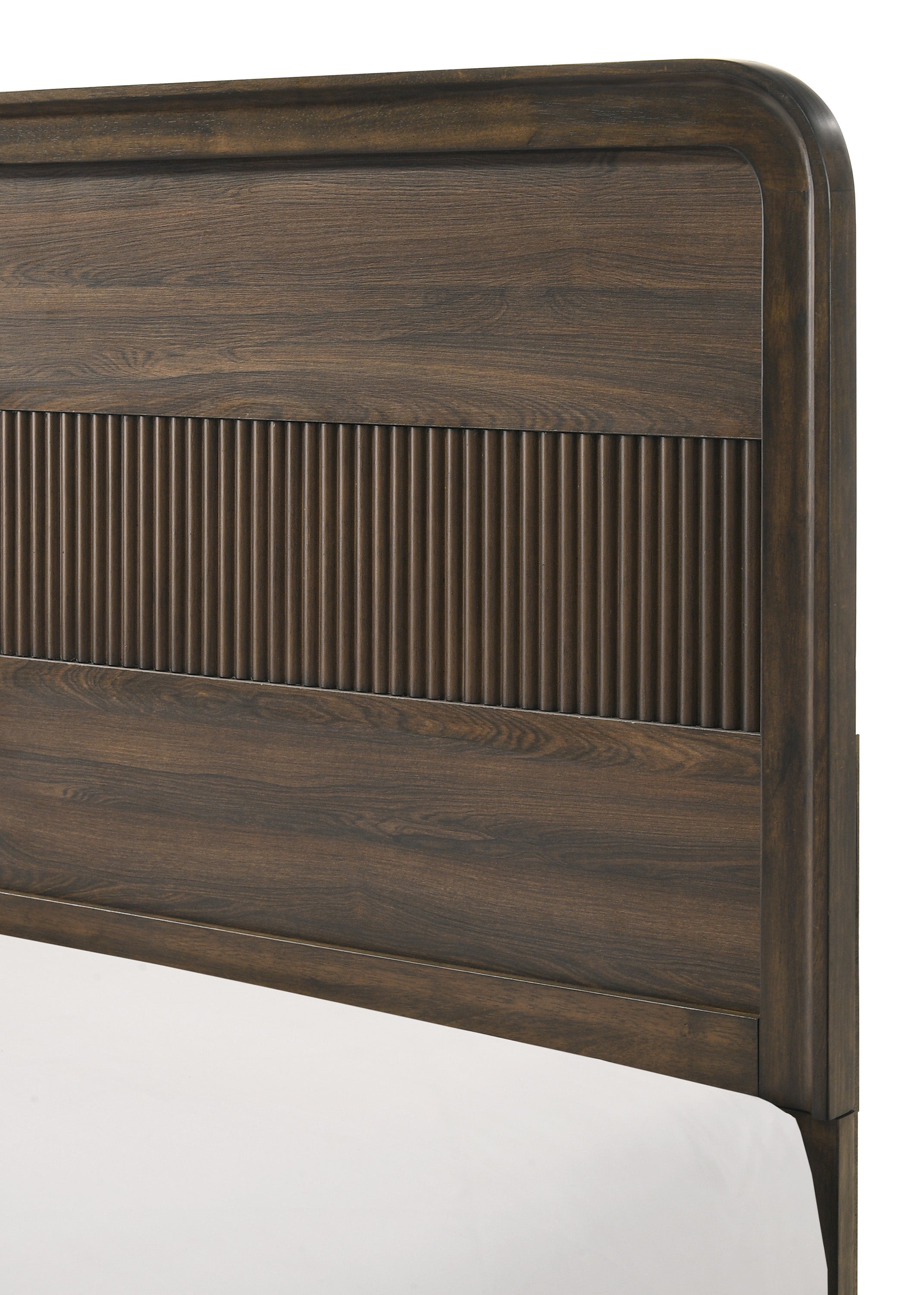 B3500 4 pc Kinkaid brown wood finish ribbed accents headboard queen bedroom set