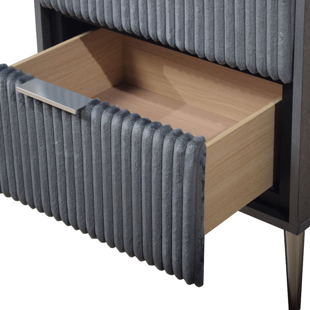 00-4378G-4PC 4 pc Kailani grey finish wood grey fabric upholstered headboard queen bed set silver accents