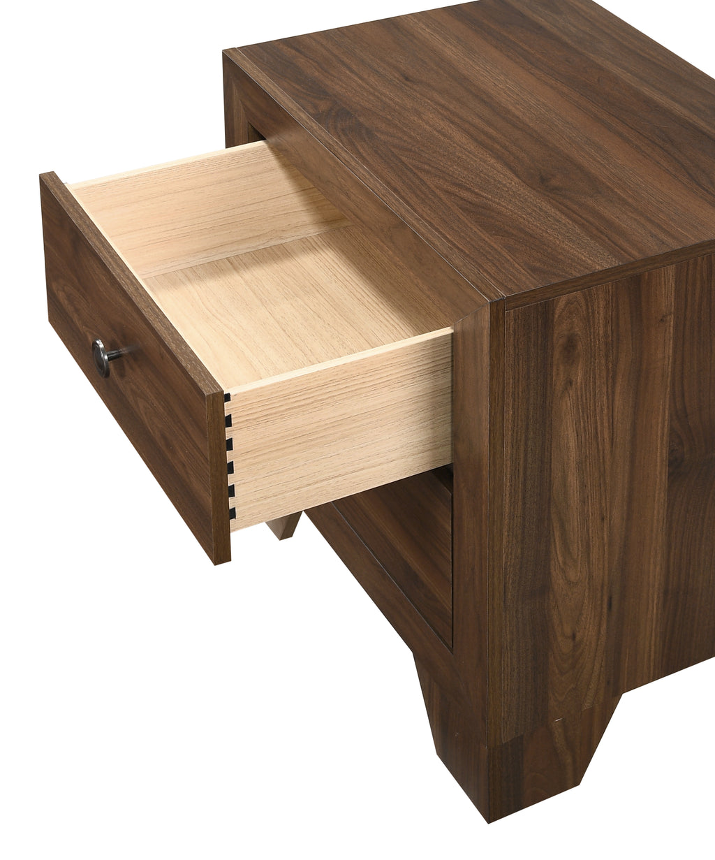 B9250 4 pc Millie brown cherry panel look wood grain finish queen bedroom set