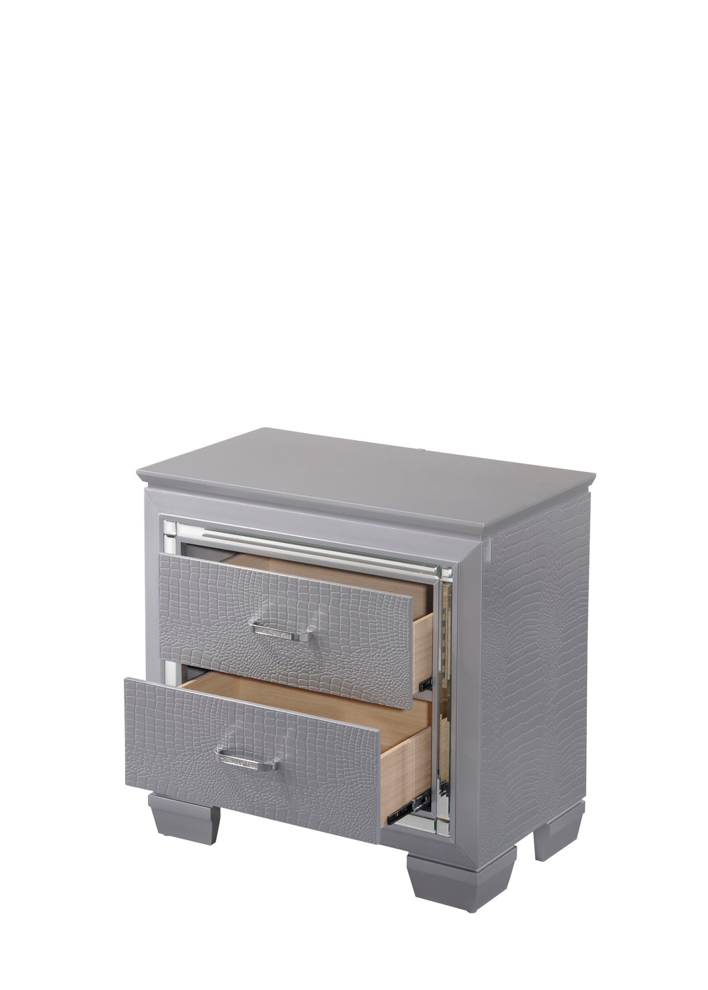 Lillian 4-Piece Metallic Wood Queen Bedroom Set with LED Accents – B7100