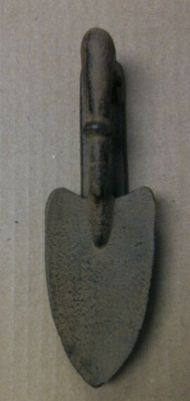 Cast iron garden shovel door knocker