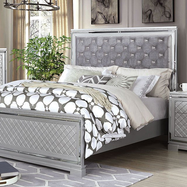 CM7518  4 pc Belleterre silver grey finish wood queen bedroom set with diamond pattern design and USB