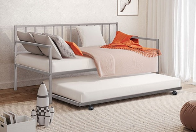 FM1001SV Harmon silver metal frame twin size day bed with slide out trundle