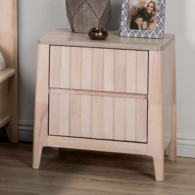 FM7105WH-3PC 3 pc Gervais white wash finish wood vertical reeding design queen bedroom set