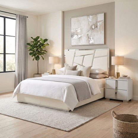 Bertoni Silver/White Geometric Tufted Fabric Upholstered Queen Bed – FM77007SVWH
