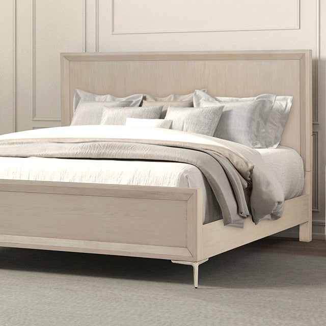 FM79008NT-4PC 4 pc Bashford natural oak finish wood dented stainless steel accents queen bedroom set USB plugs