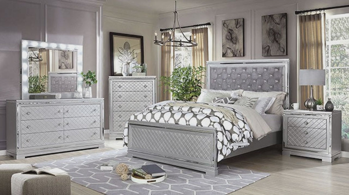 Belleterre Silver Grey Finish Wood 4-Piece Queen Bedroom Set with Diamond Pattern & USB – CM7518