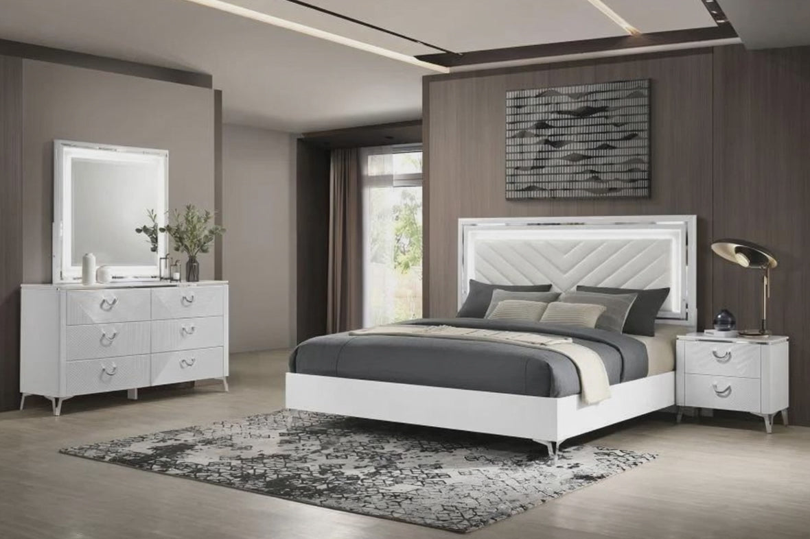 Coaster Cassia High Gloss White 4-Piece Queen Bedroom Set – 215791Q-S4